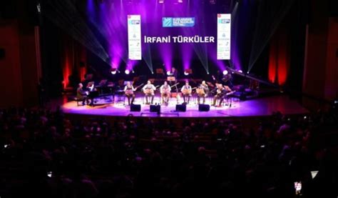 U­y­s­a­l­:­ ­D­ü­n­y­a­ ­h­a­l­k­l­a­r­ı­n­ı­n­ ­t­ü­r­k­ü­s­ü­ ­İ­s­t­a­n­b­u­l­­d­a­ ­b­u­l­u­ş­s­u­n­